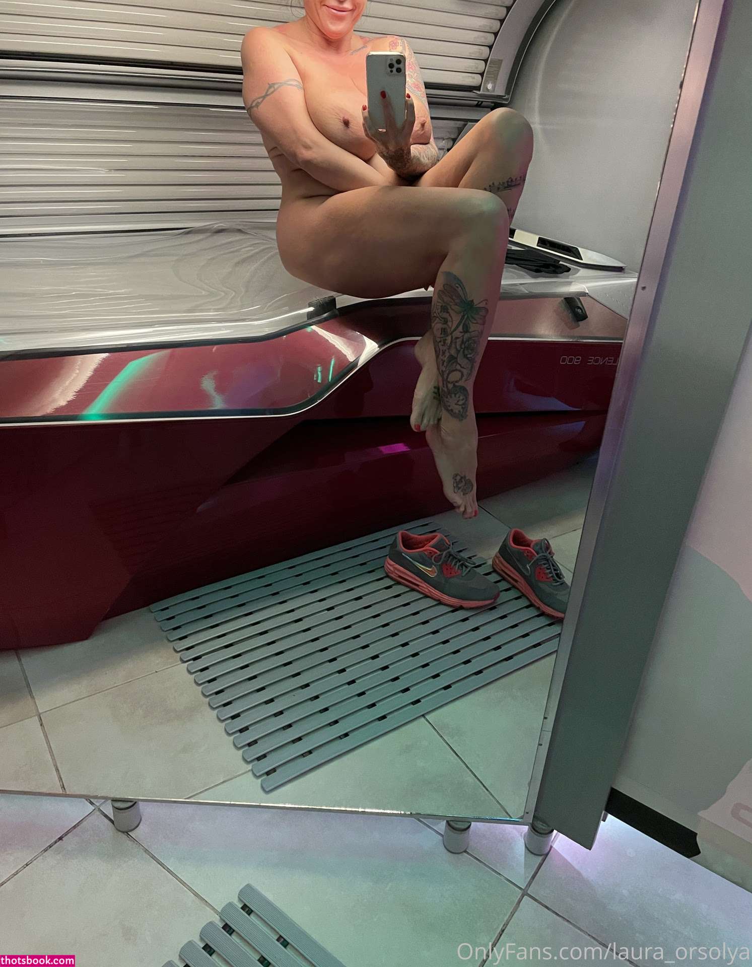 Laura Orsolya Photo #24