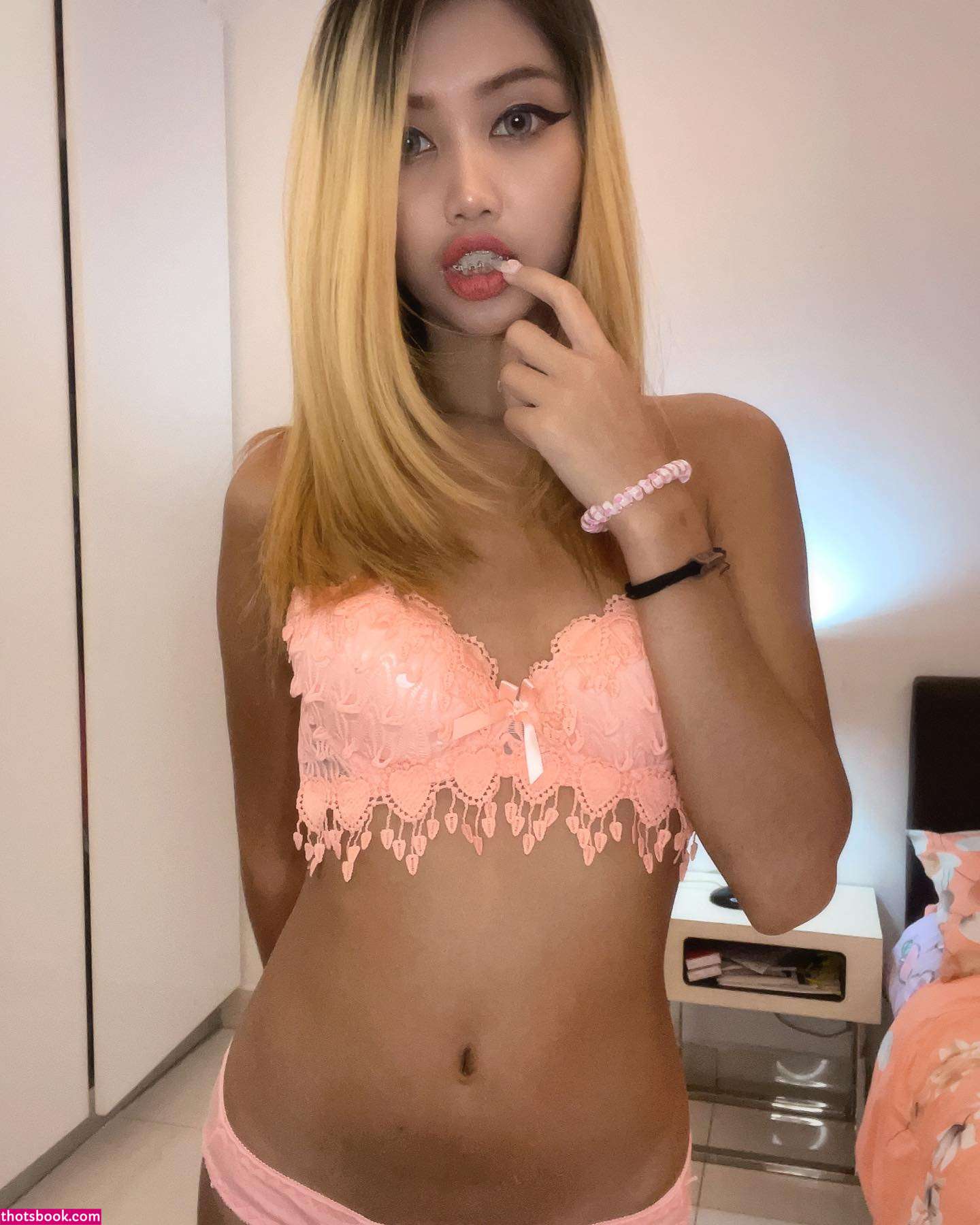 prapapin6047 Photo #48