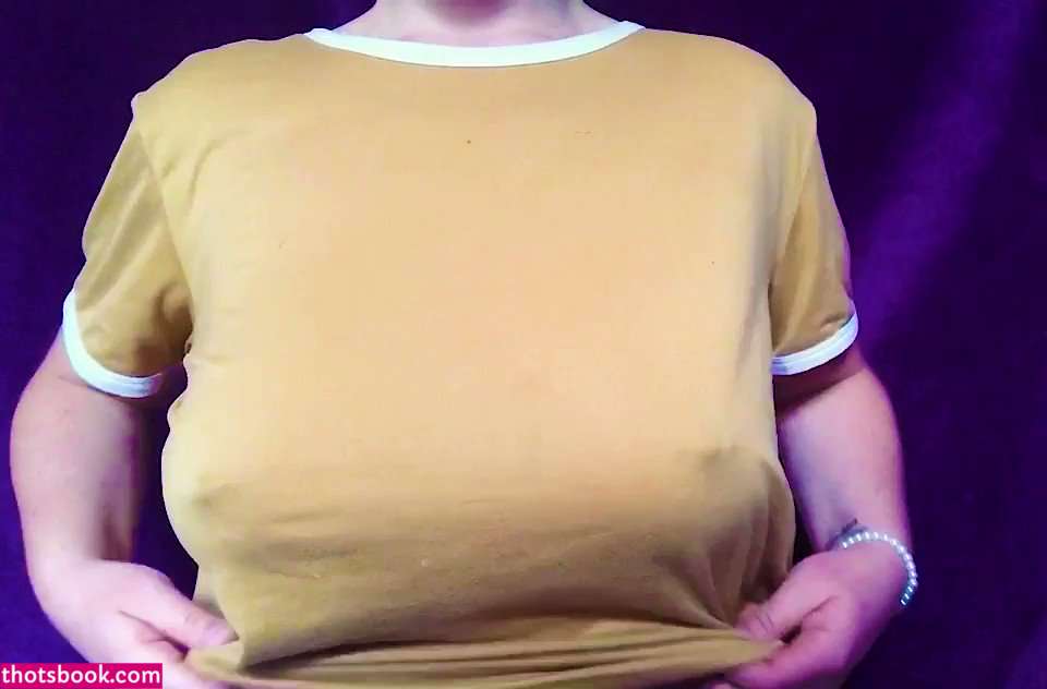 Cottontailva Photo #89