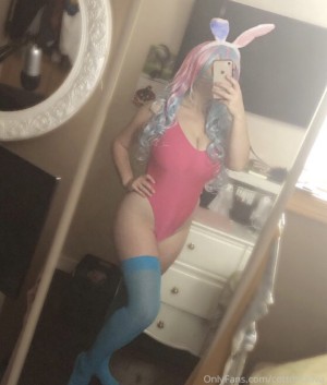 Cottontailva Photo #96