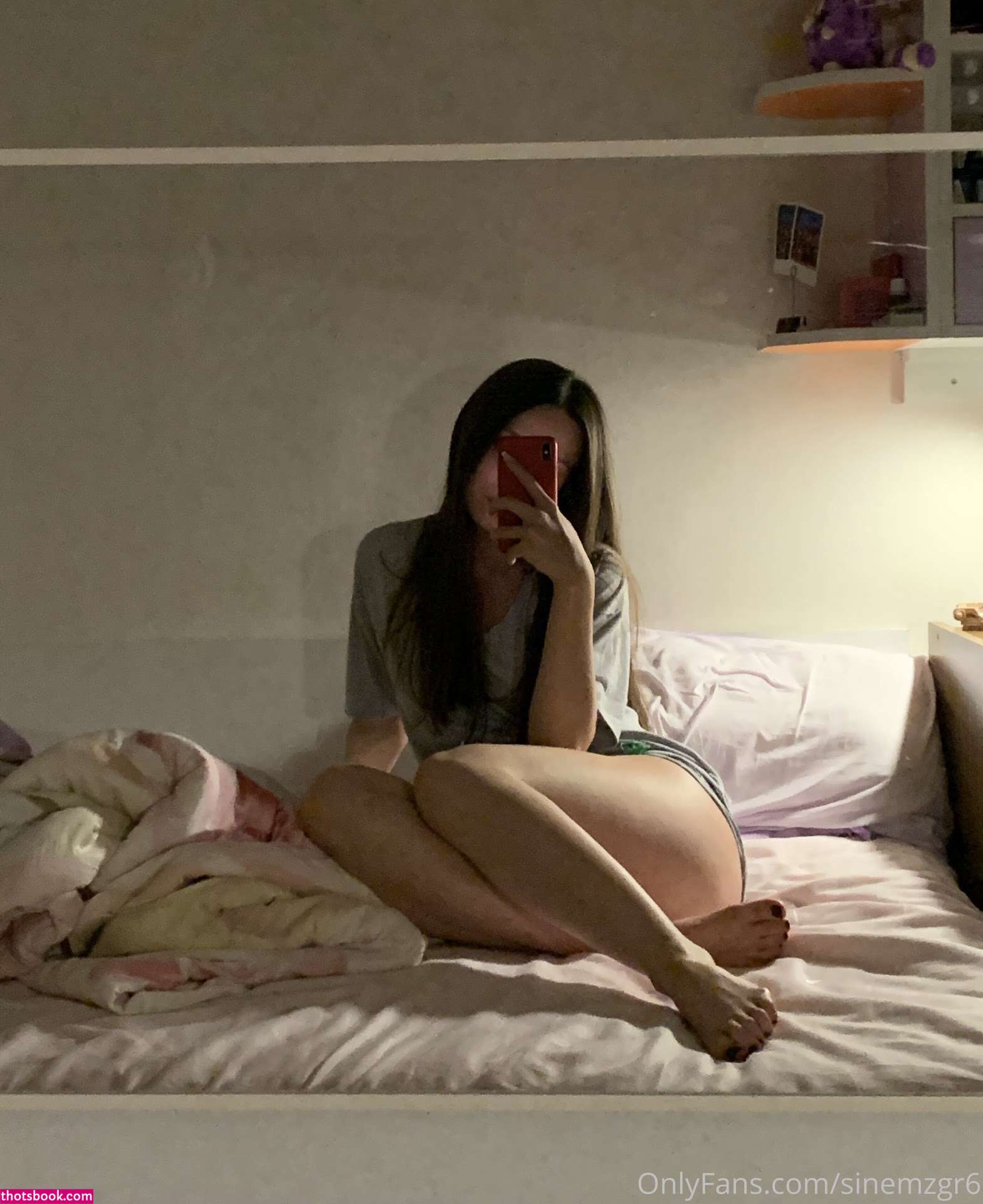 Sinem Ozgur Photo #3