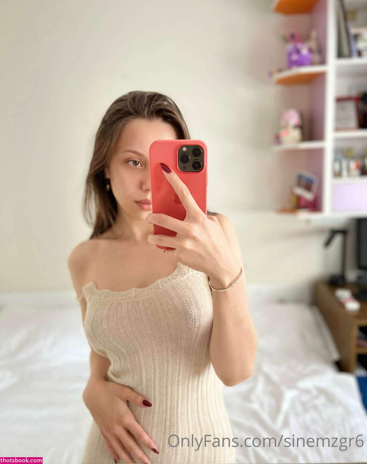 Sinem Ozgur Photo #100