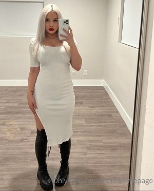 Kylie Page Photo #199