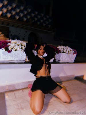 Mia Valentine Photo #214