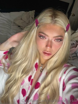 barbiegirljackie Photo #110