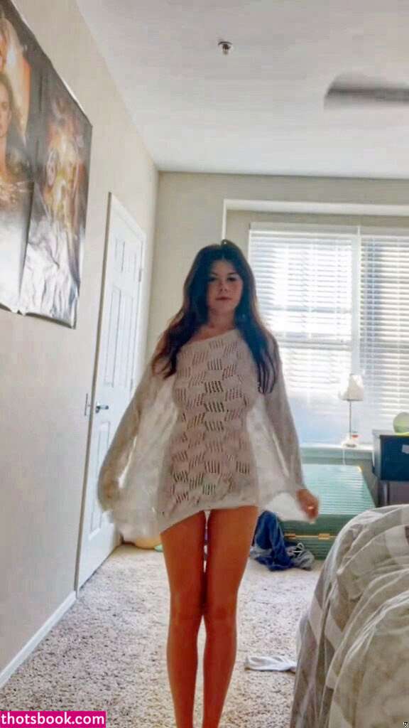 Bethanylouwhoo Photo #9