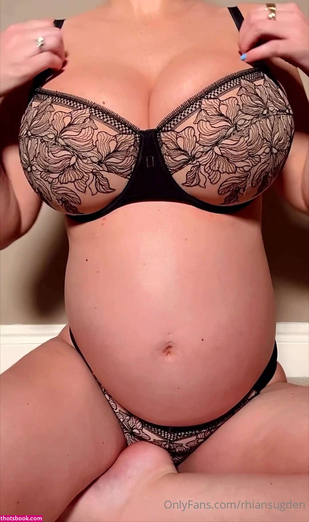 Rhian Sugden Photo #366