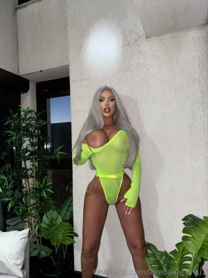 Loredana Chivu Photo #103