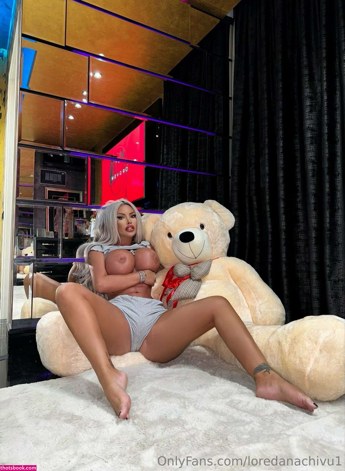 Loredana Chivu Photo #113