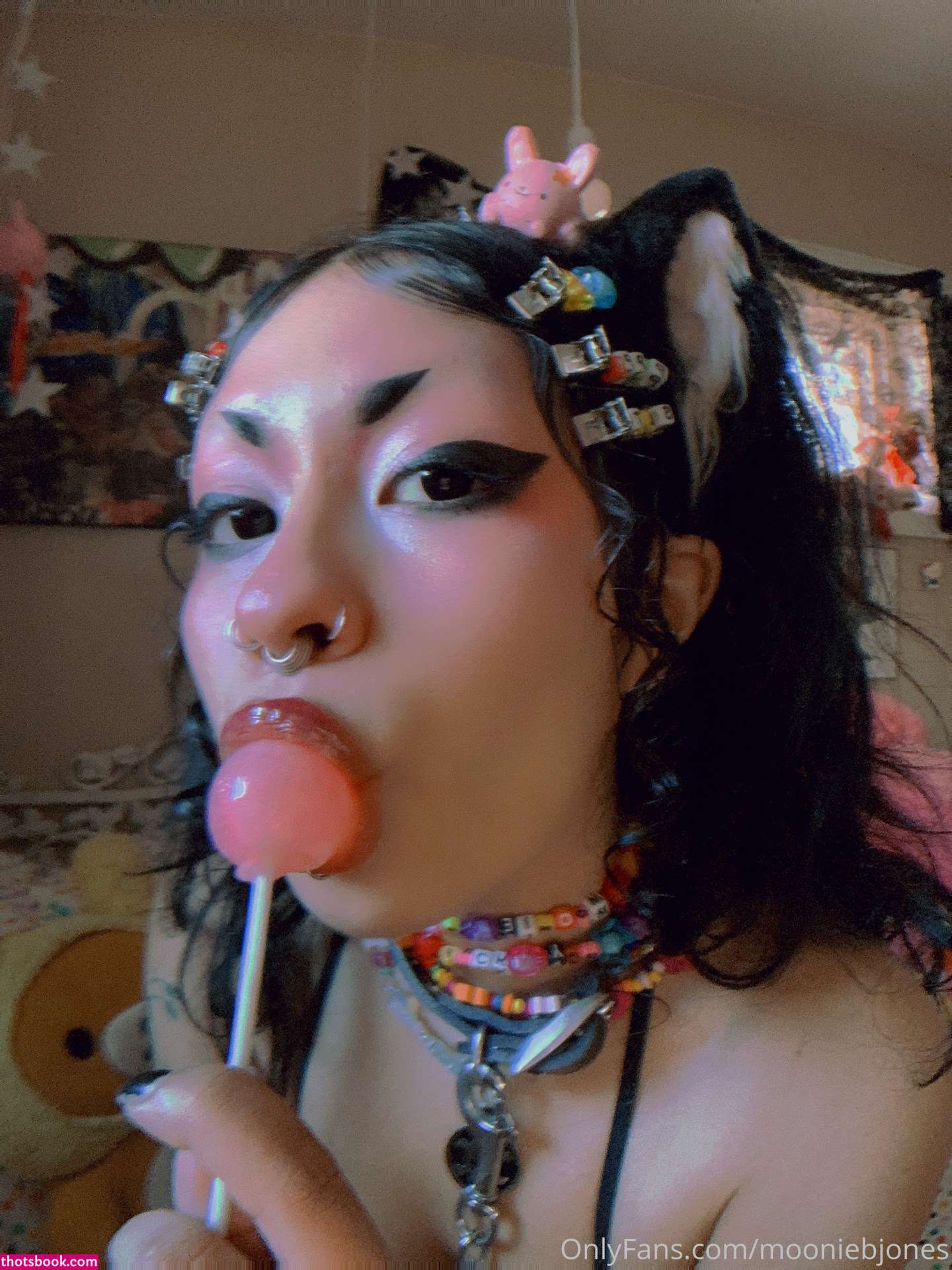 mooniebjones Photo #171