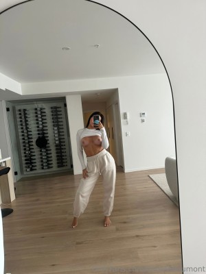 Caryn Beaumont Photo #397