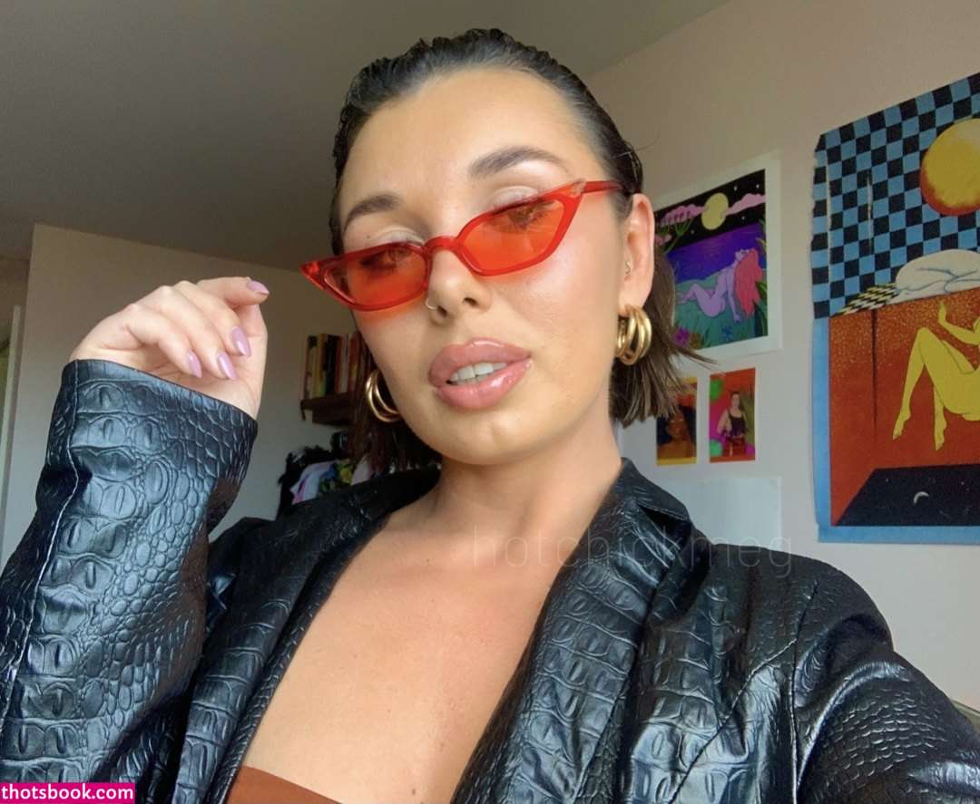 hotchickmeg Photo #43