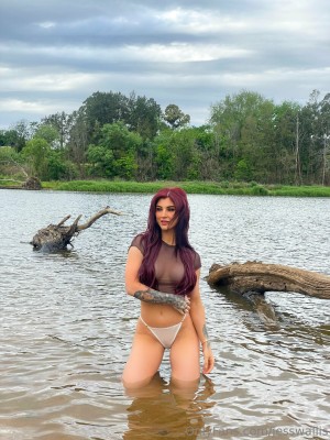 Jess Wallis Photo #129