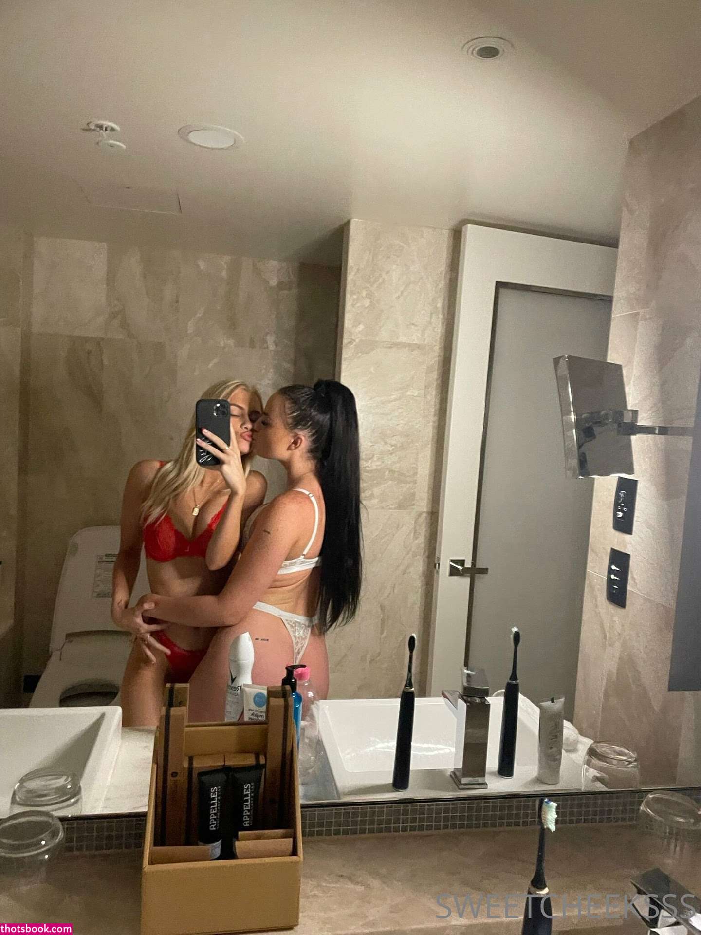 Lili Eastwood Photo #95