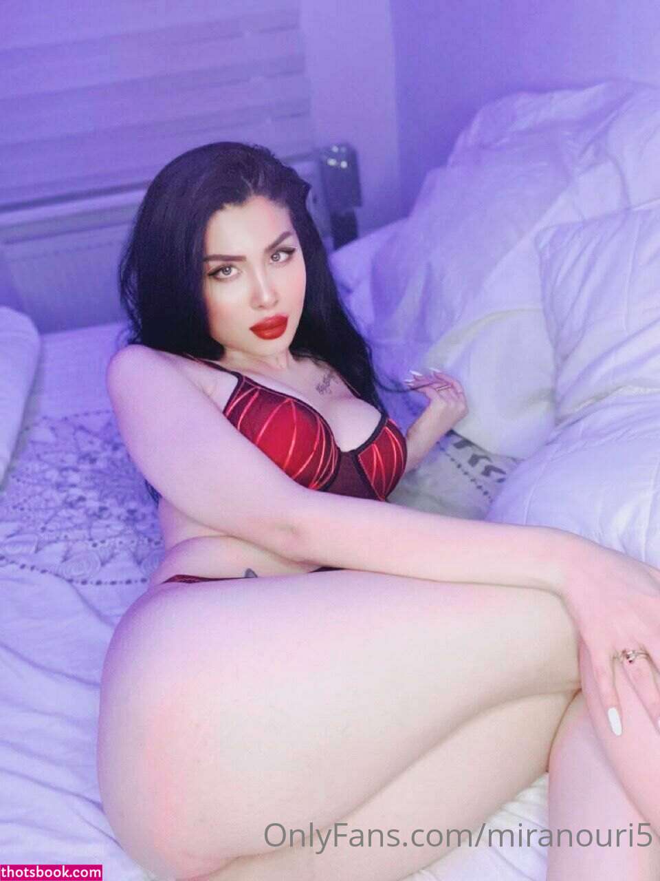 Mira Nouri Photo #74