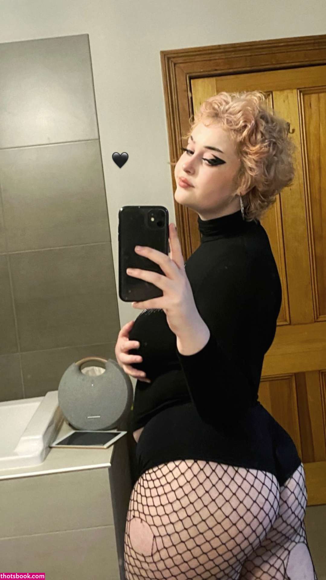 milabloomoo Photo #3