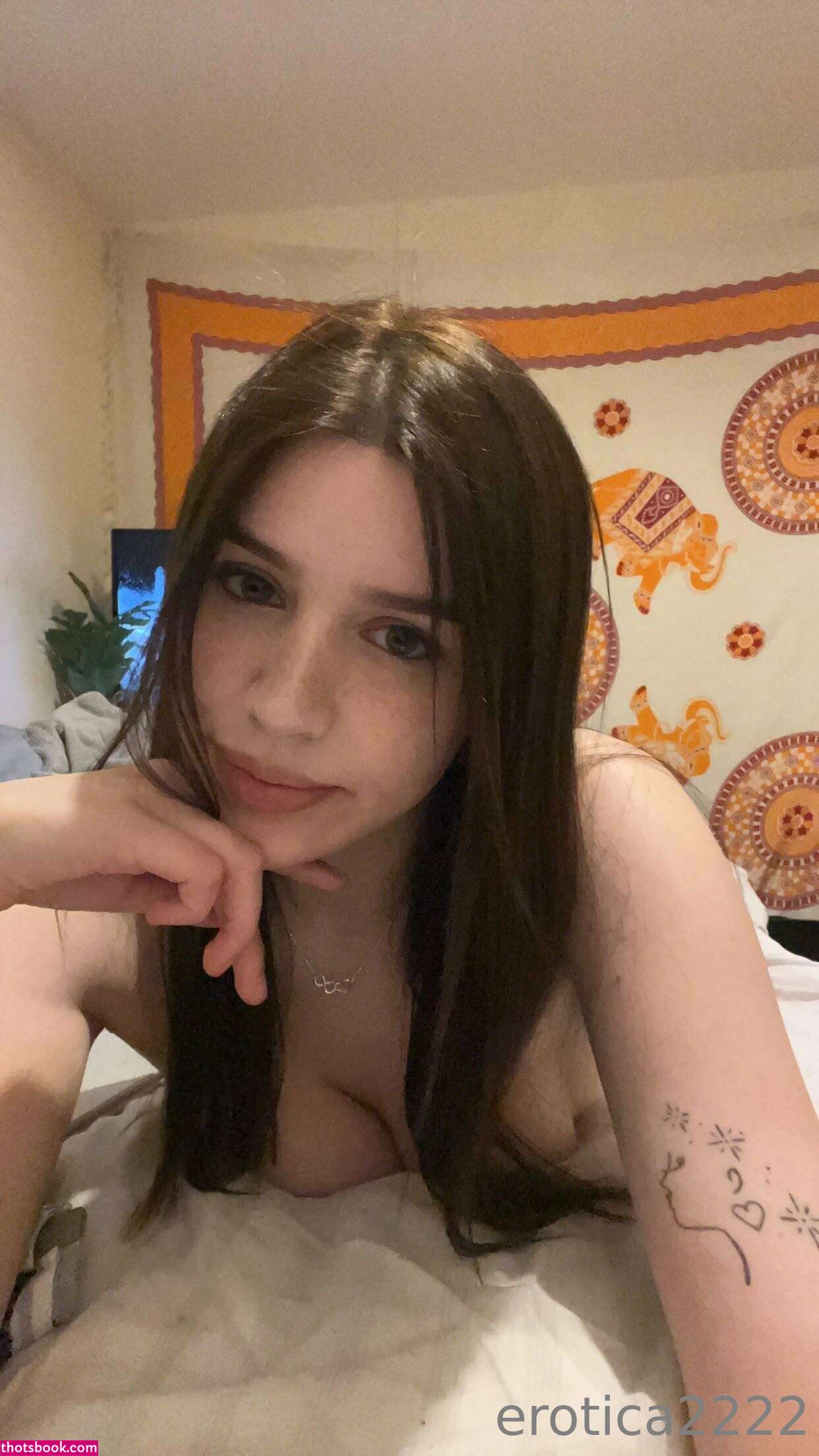 erotica2222 Photo #124