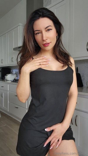 Alinity Photo #1543