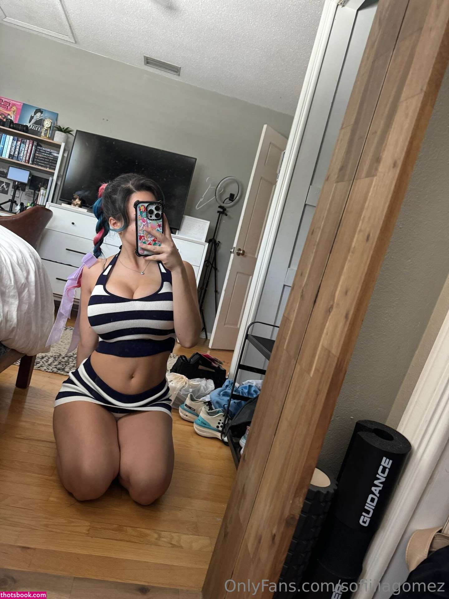 Sofia Gomez Photo #1080