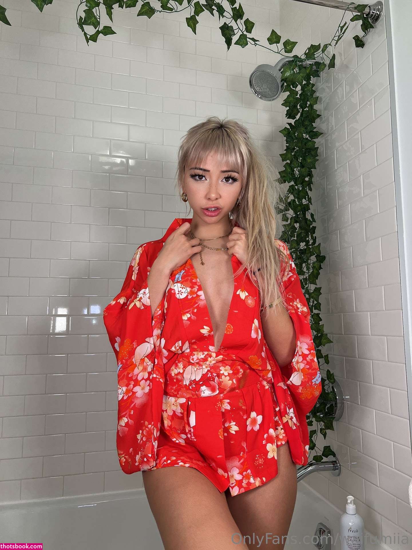 Izzybunnies Photo #655