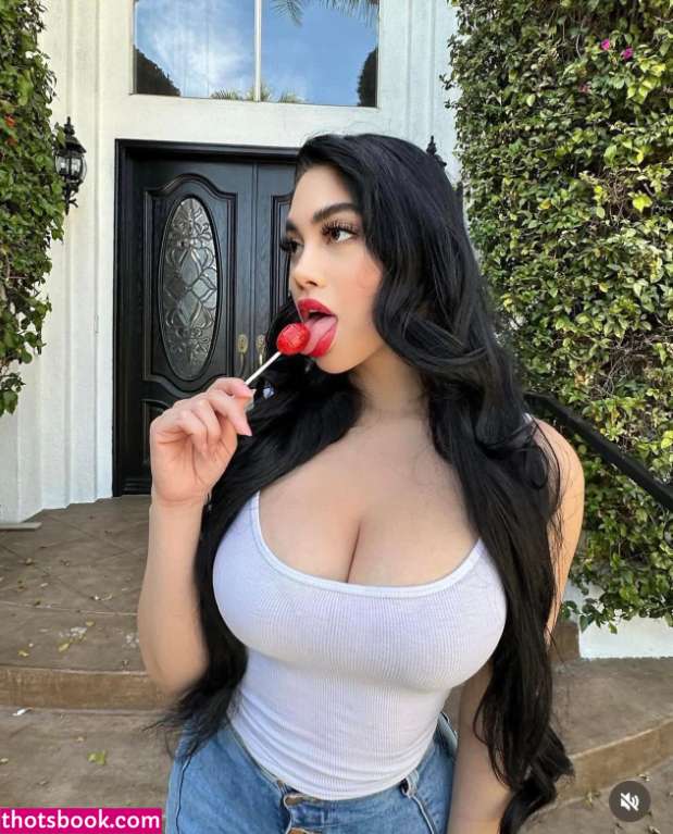 Jailyne Ojeda Photo #233
