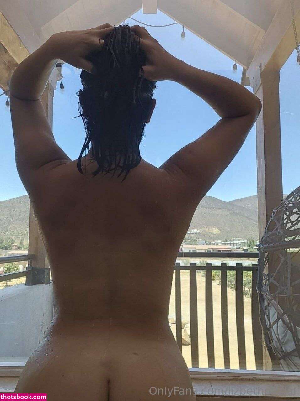 Lizbeth Rodriguez Photo #10