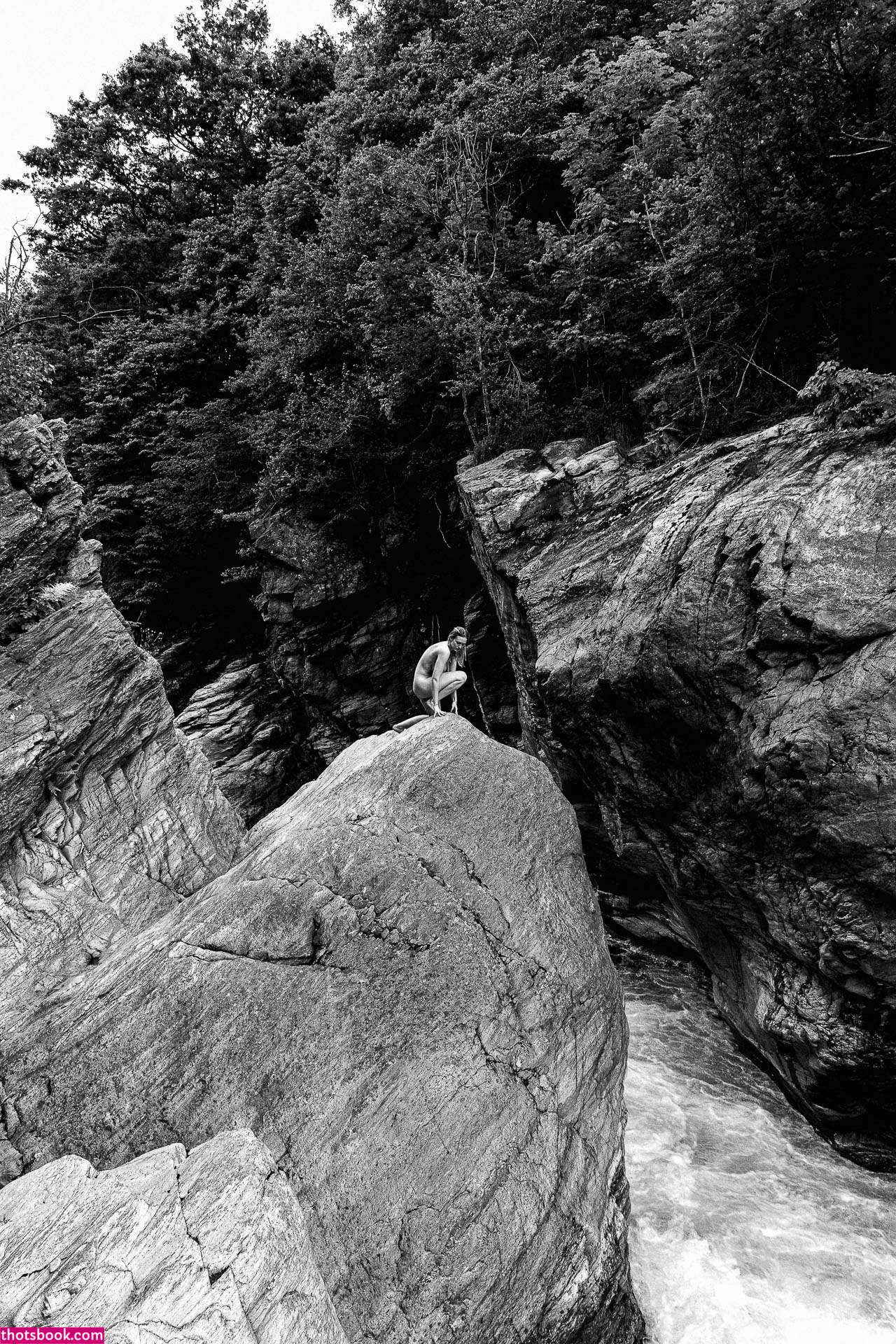 luizaconlaz Photo #201