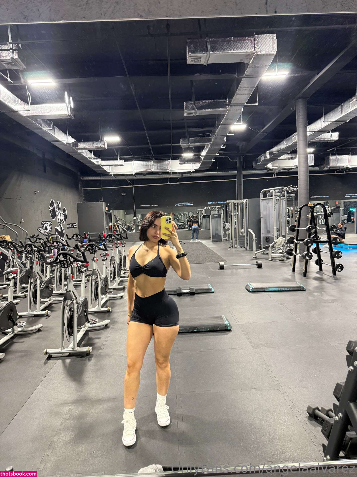 Angela Alvarez Photo #323