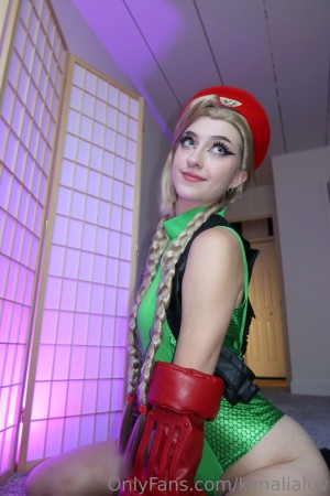 Julia Neis Photo #33