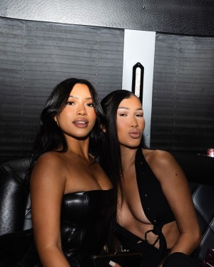 Julia Kelly Photo #43