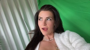 Kittyplays Photo #37