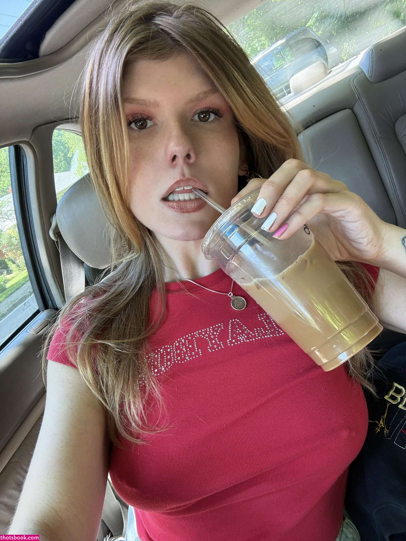 Mimosamantha Photo #13