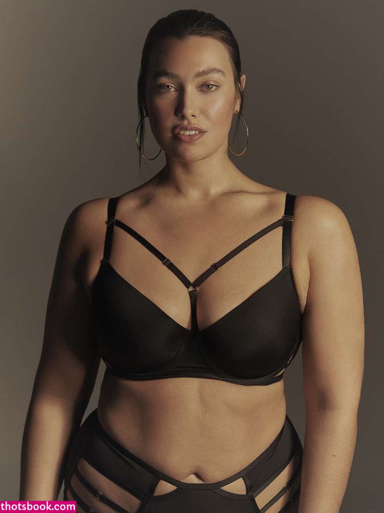 Isabellamoore Photo #3