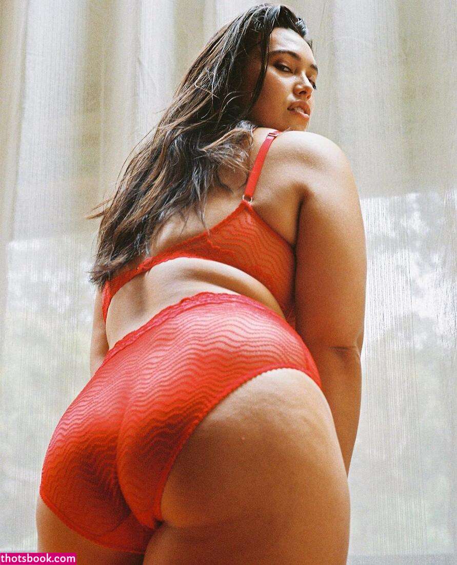 Isabellamoore Photo #9