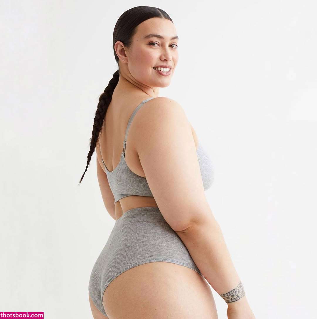 Isabellamoore Photo #34