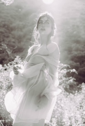 Maud Elena Photo #20