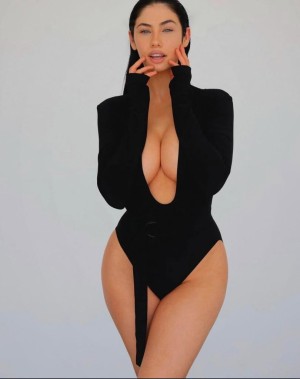 Maud Elena Photo #31