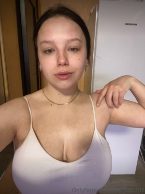 sophiel0vely Photo #15