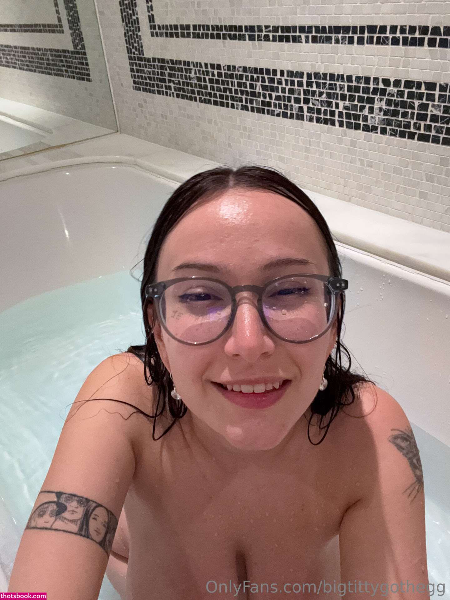 Bigtittygothegg Photo #1308