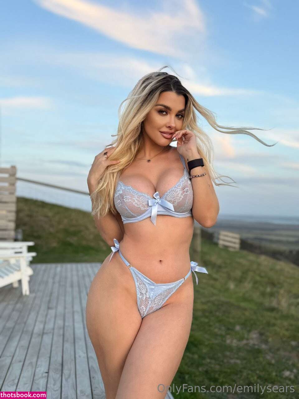 Emily Sears Photo #371