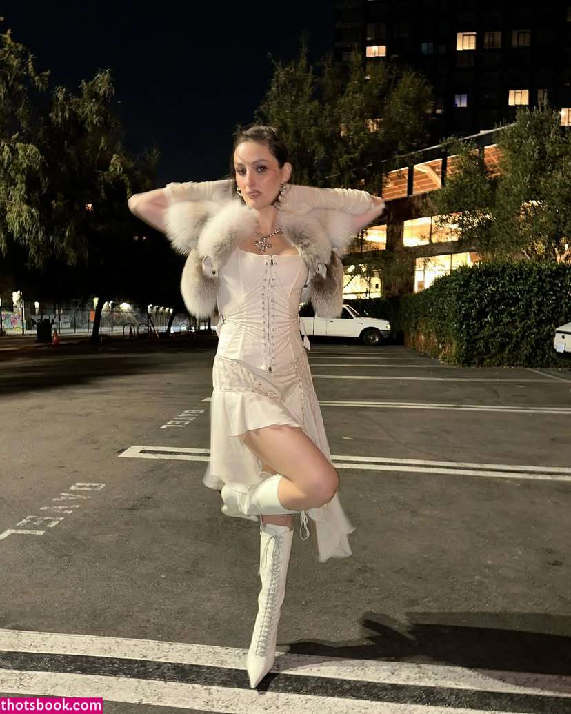 Banks Photo #29
