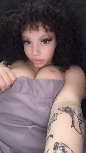 dahliagoth420 Photo #16