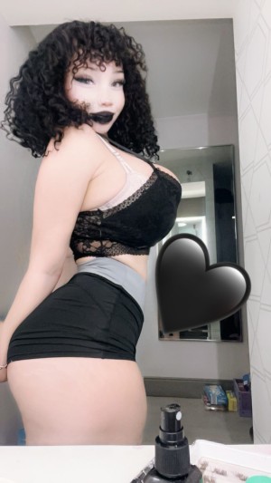 dahliagoth420 Photo #34