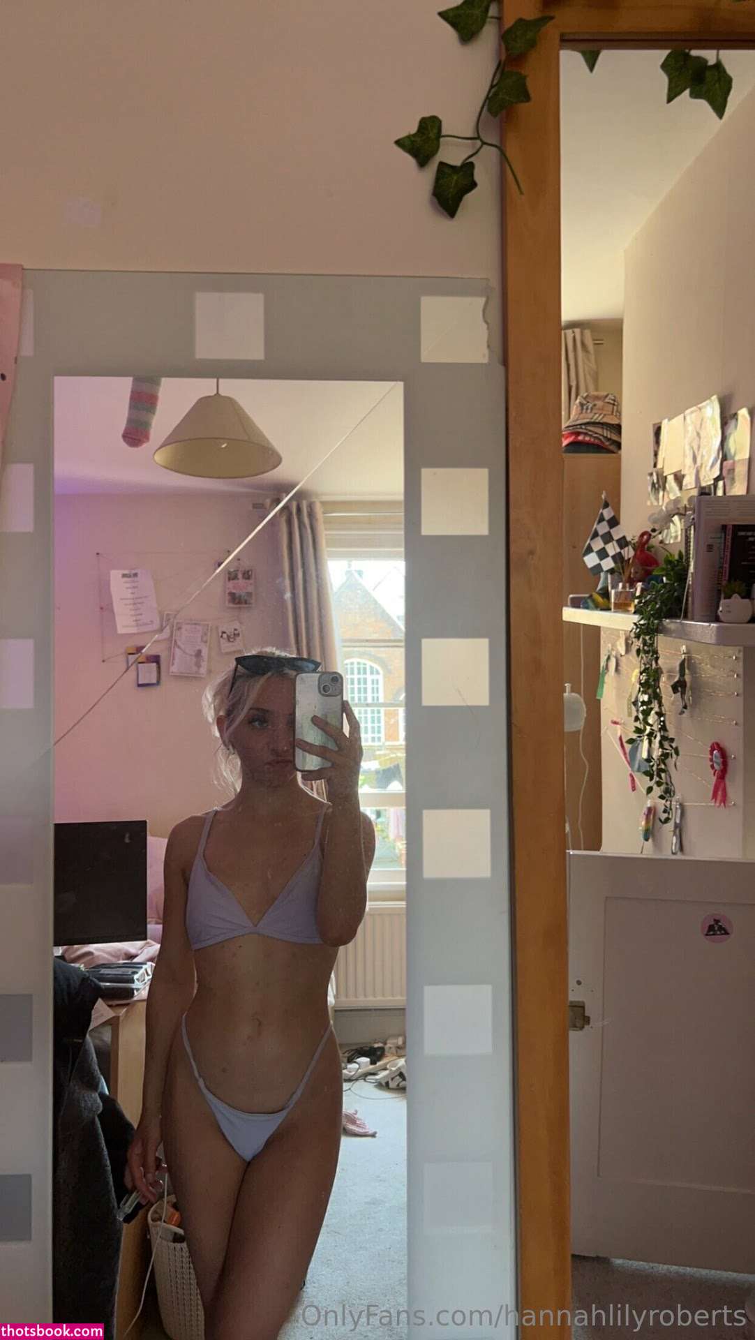 hannahlilyroberts Photo #15