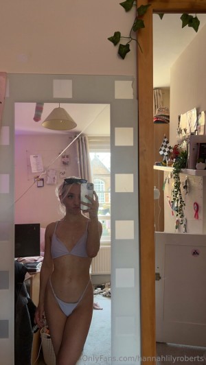 hannahlilyroberts Photo #15