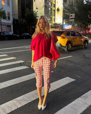 Olivia Ponton Photo #133