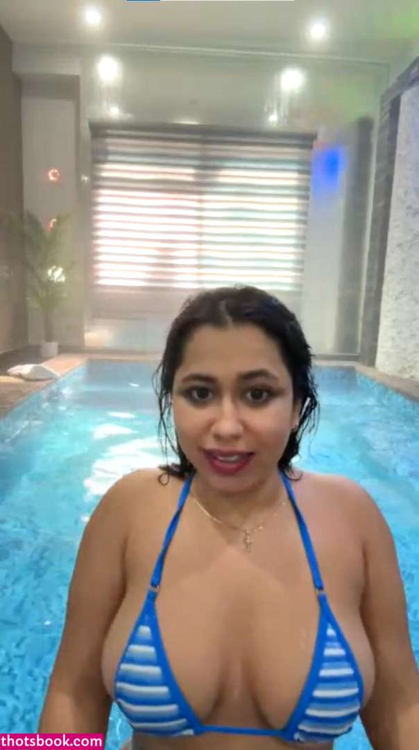 robertafranco Photo #32