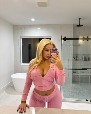 amelaomore Photo #84