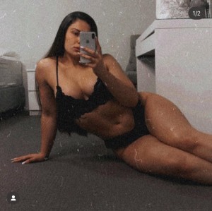 Stephanie Teudt Photo #9