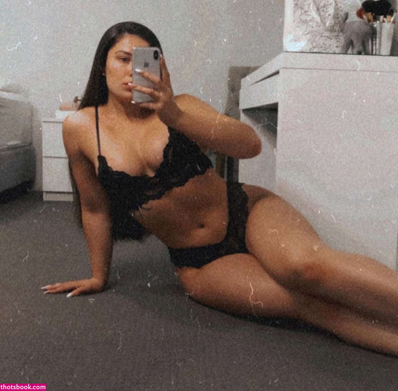 Stephanie Teudt Photo #33